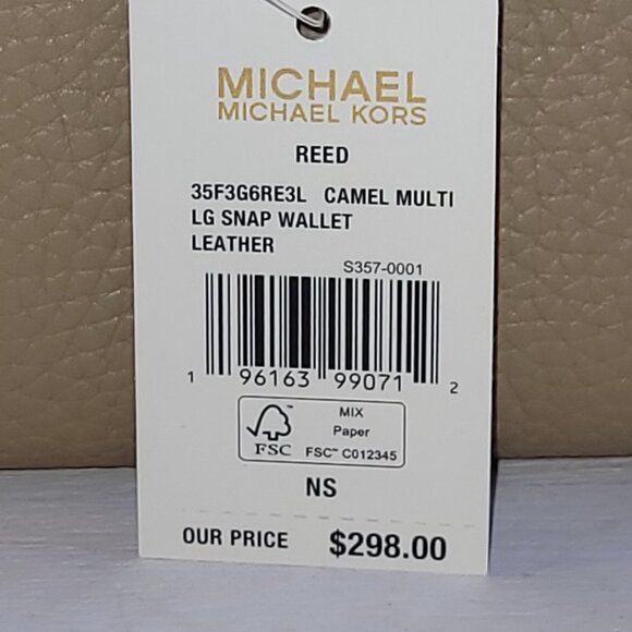 $98 NWT Michael Kors Camel Combo Large Leather Wallet - Picture 6 of 6